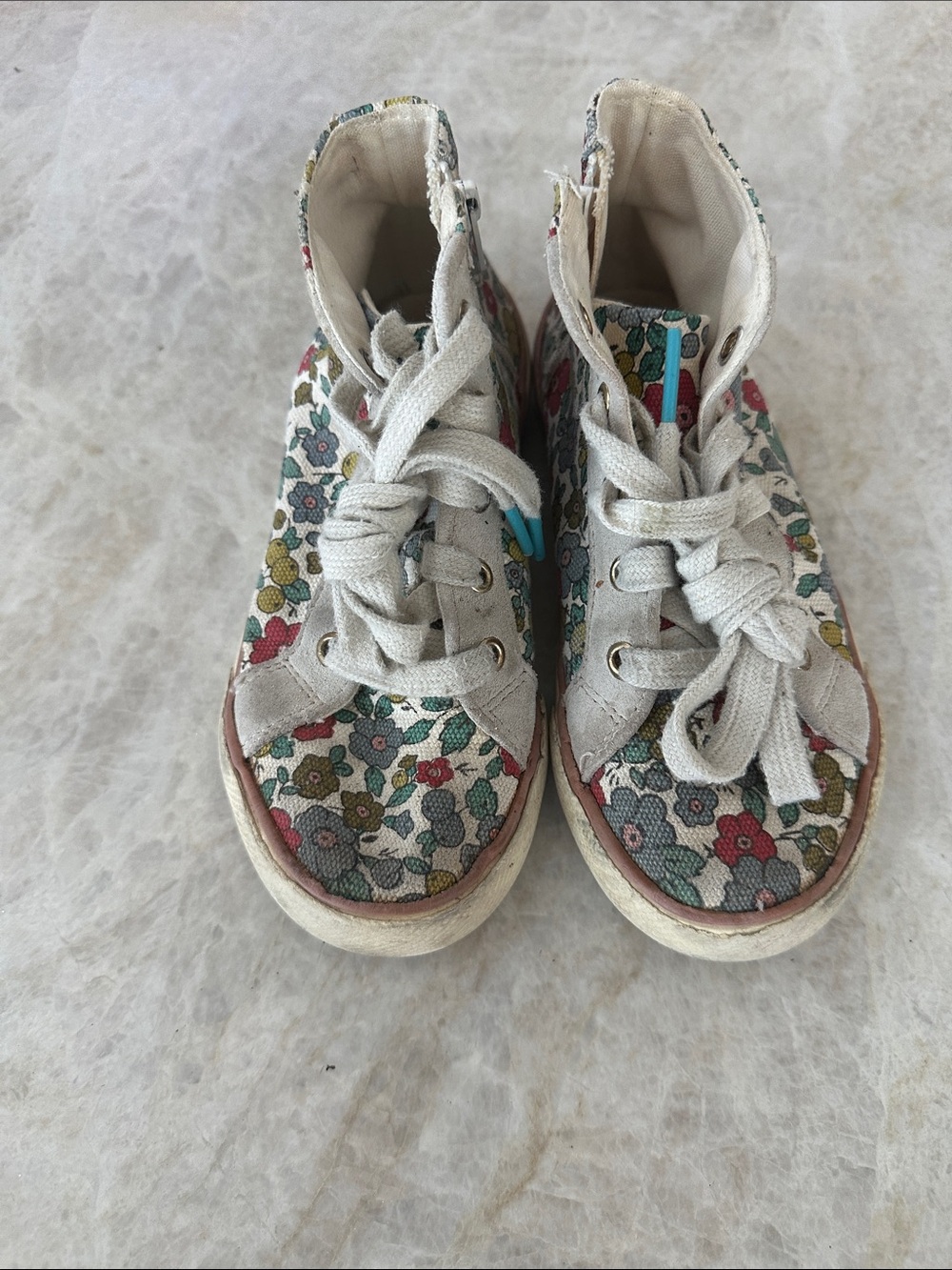 Mini Boden Floral horse High-Top Sneakers in White, Pink, Green, Blue 12.5